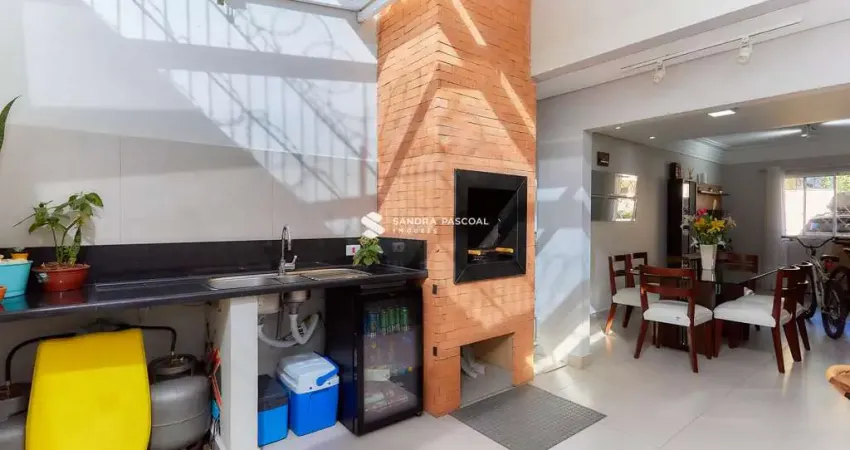 Casa em condomínio fechado com 3 quartos à venda na Avenida Senador Salgado Filho, 4390, Uberaba, Curitiba