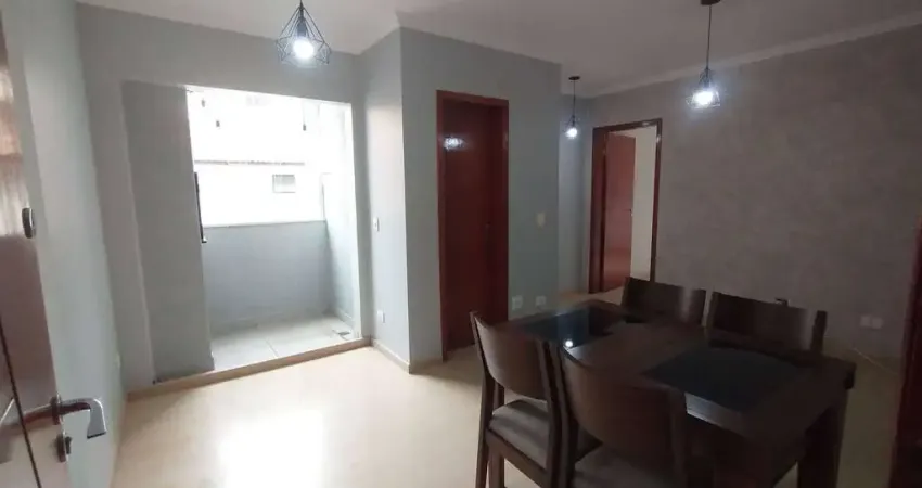 Apartamento semimobiliado com 2 quartos, sacada com churrasqueira e vaga coberta para locação no ba