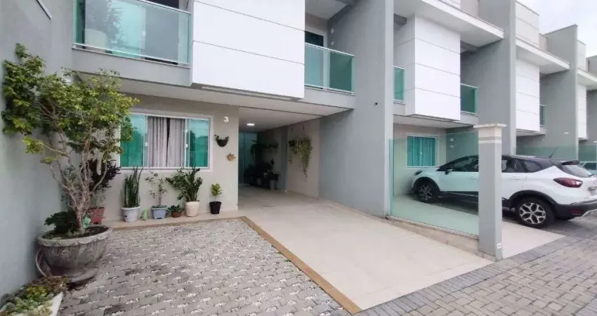 Sobrado em condominio fechado a venda, possui 3 quartos, sendo todos suites, moveis planejados e area gourmet, em sao jose dos pinhais, pr