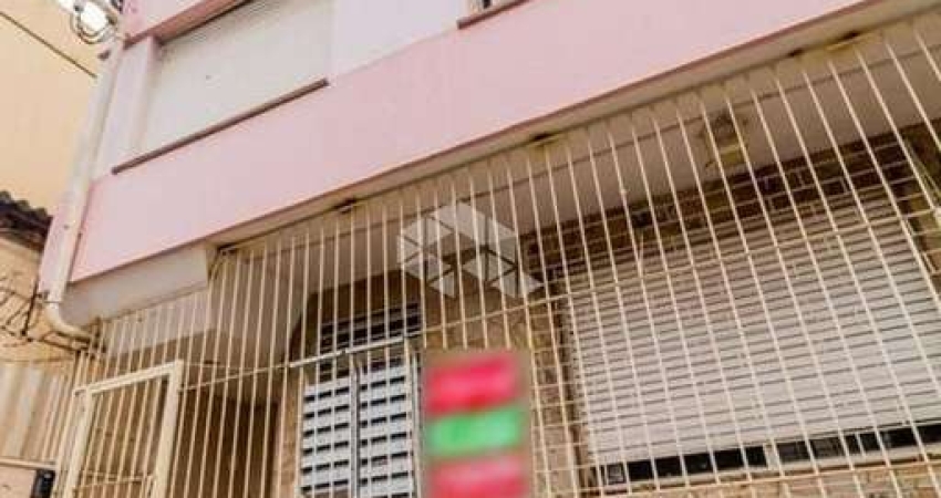Apartamento JK, transformado para 1 dormitório, com  e 31m², no bairro Santa Cecília, Porto Alegre.