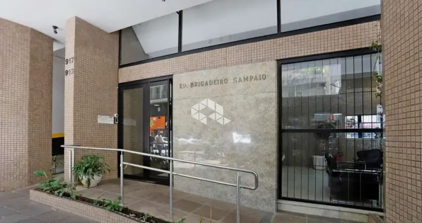 Apartamento com 3 quartos e 149m² à venda em centro histórico, porto alegre.