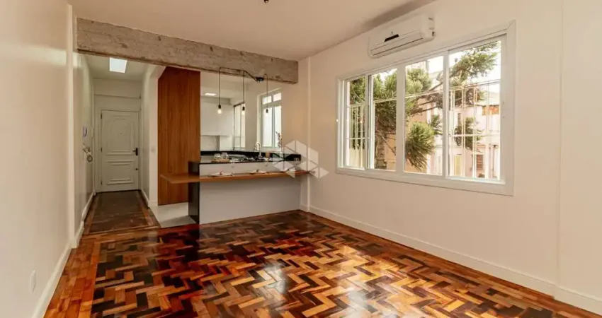 Apartamento com 2 quartos à venda na Rua Coronel Fernando Machado, 995, Centro Histórico, Porto Alegre