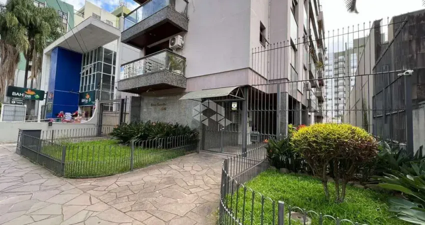 Apartamento com 3 dormitórios, suite e dependencia empregada