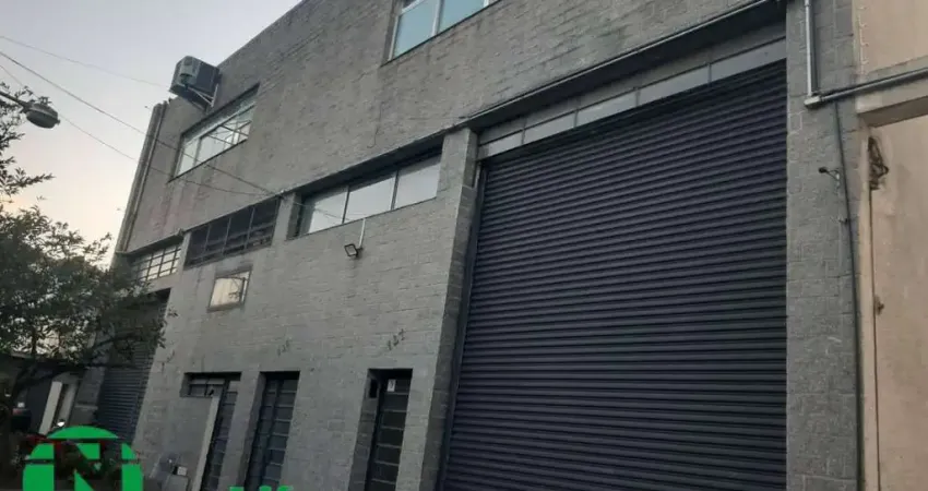 Barracão / Galpão / Depósito com 7 salas para alugar no Parque Peruche, São Paulo 