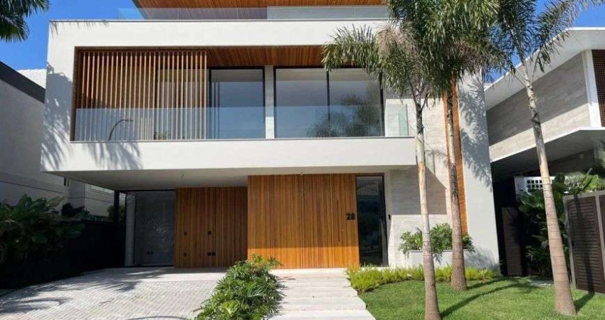 Casa Pronta - 5 Quartos - Área Construída 622m² - Condomínio Alphaville - Barra da Tijuca