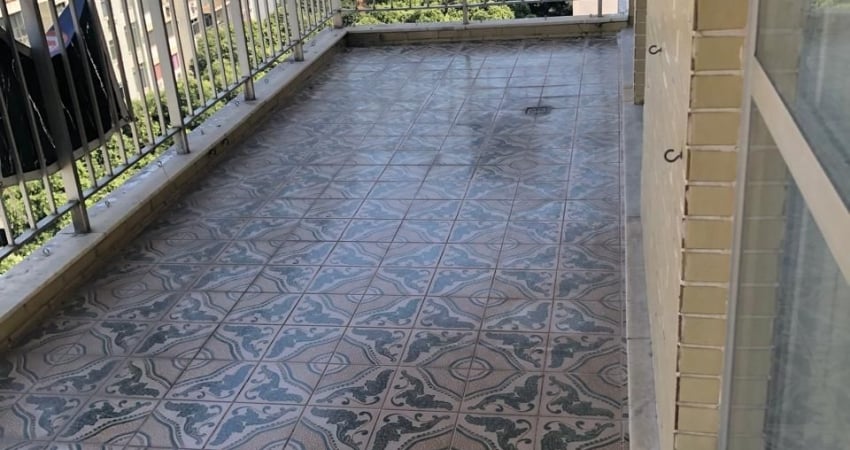 Apartamento com 2 quartos  à venda na Tijuca