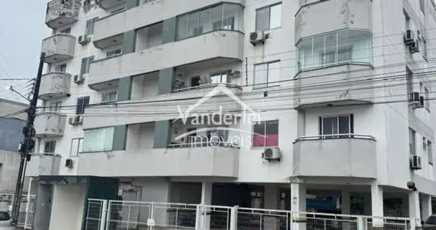 Apartamento superior de 02 quartos sendo 01 suíte com garagem coberta no bairro aririú em palhoça - sc