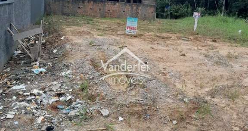 Terreno no loteamento vale verde de 200mts, com escritura publica.