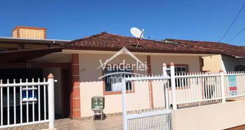Casa com aptos ideal para investimento no Bela Vista em Palhoça - SC