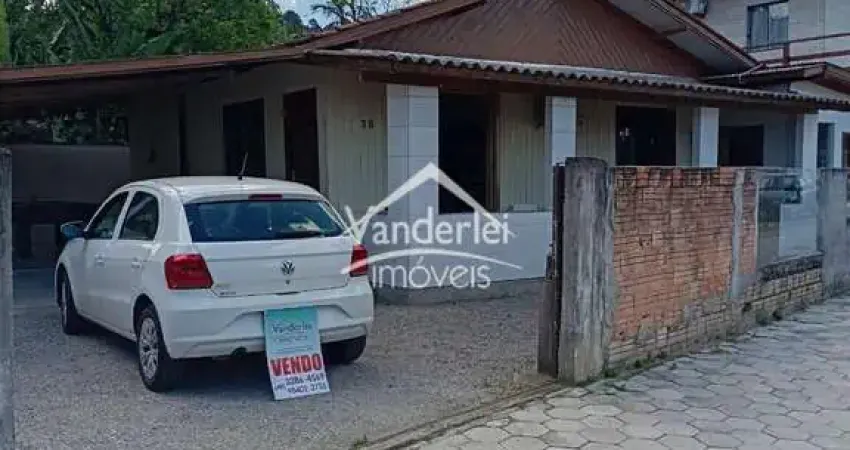 Casa com 2 quartos à venda no Aririu, Palhoça
