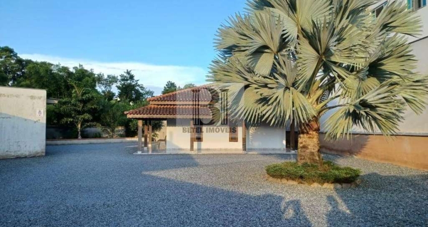 Casa para Venda em Jaraguá do Sul / SC no bairro Barra do Rio Cerro