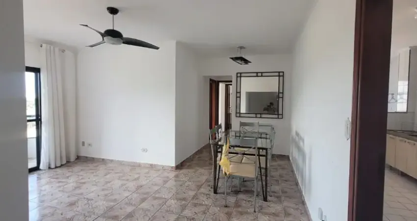 Apto 02 dormitórios com sacada em Solemar - Praia Grande