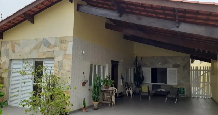 Casa isolada a 250 m da praia - solemar/florida - praia grande