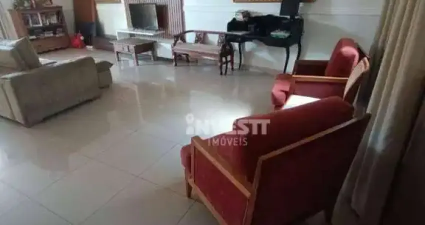 Casa com 4 quartos à venda na Rua 118B, Setor Sul, Goiânia