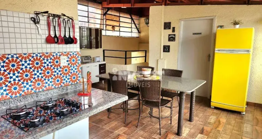Casa com 2 quartos para alugar na Rua R 3 A, Setor Oeste, Goiânia