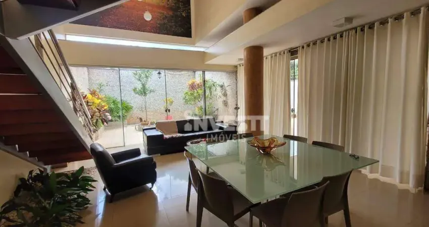 Casa com 4 quartos à venda na Rua 11, Cidade Jardim, Goiânia