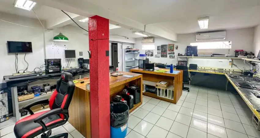 Sala comercial com 4 salas para alugar no Victor Konder, Blumenau 