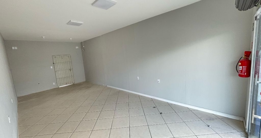 Alugo Sala Comercial com 50m², Bairro Garcia - Blumenau