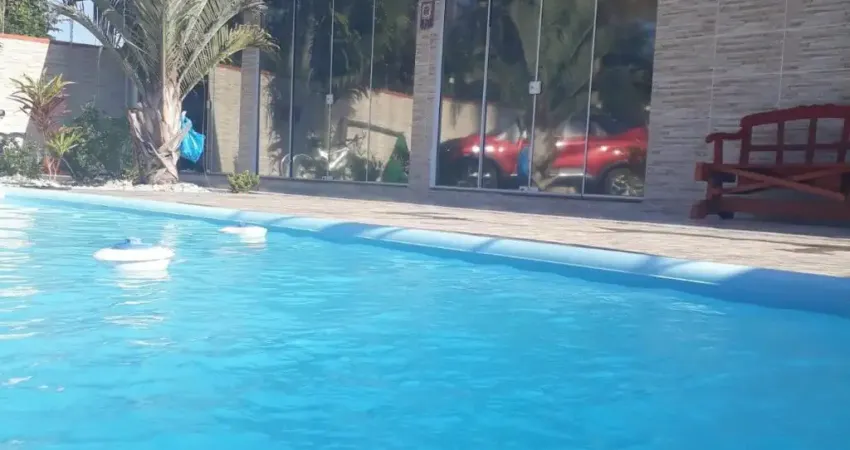 Vendo Casa Mobiliada com Piscina, 02 Quartos - Cidade de Barra Velha