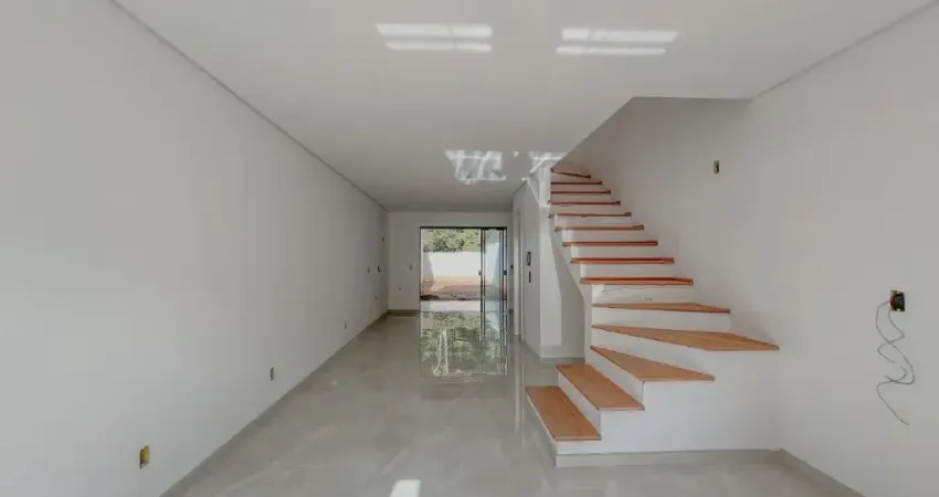 Vendo Sobrado 2 Suítes, Bairro Badenfurt - Blumenau