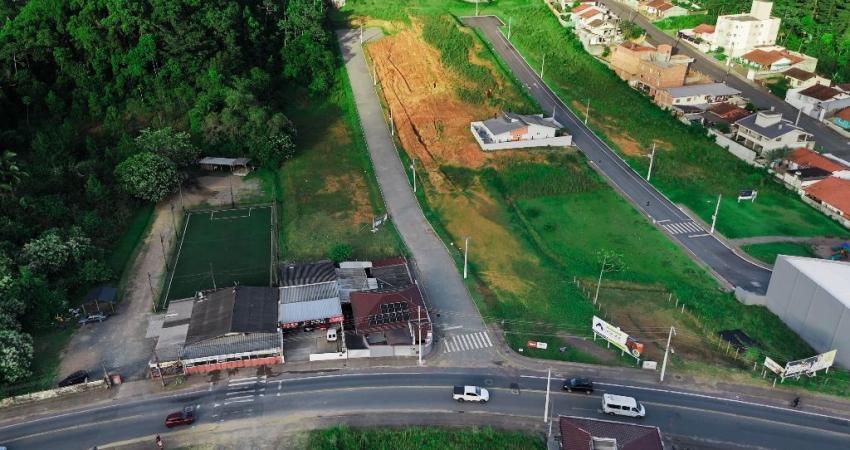 Vendo Terrenos com 623m², Bairro Estrada das Areias - Indaial