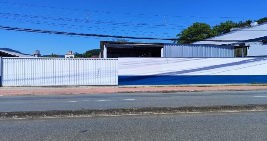 Alugo Galpão com Amplo Terreno, Bairro Itoupava Norte