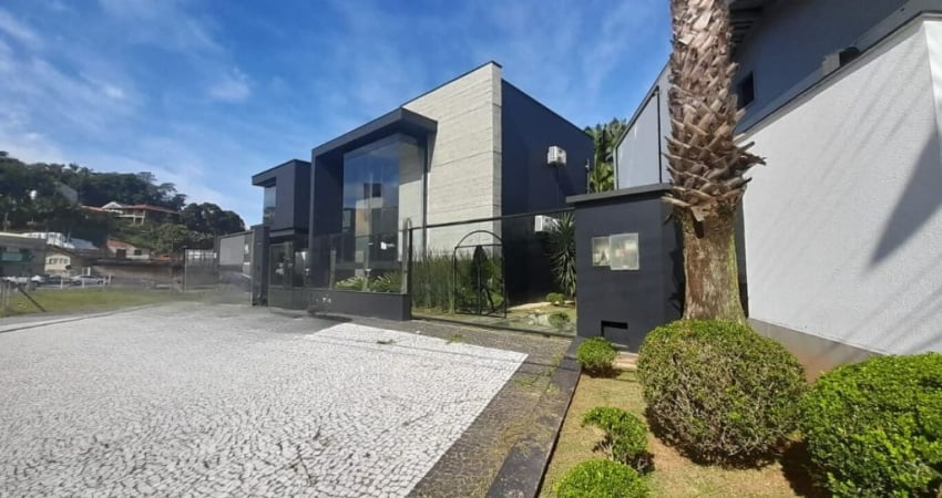 Alugo Prédio / Studio Mobiliado 165m² - Bairro Itoupava Norte