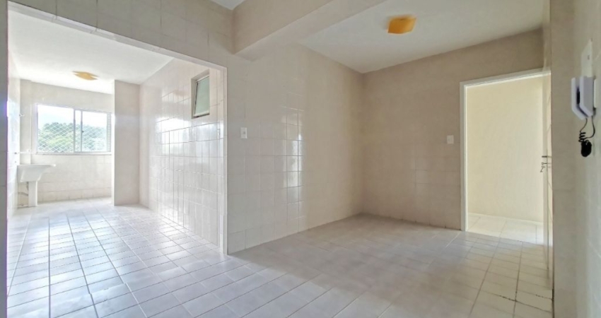 Vendo Amplo Apartamento Bairro Pioneiros - Balneário Camboriú