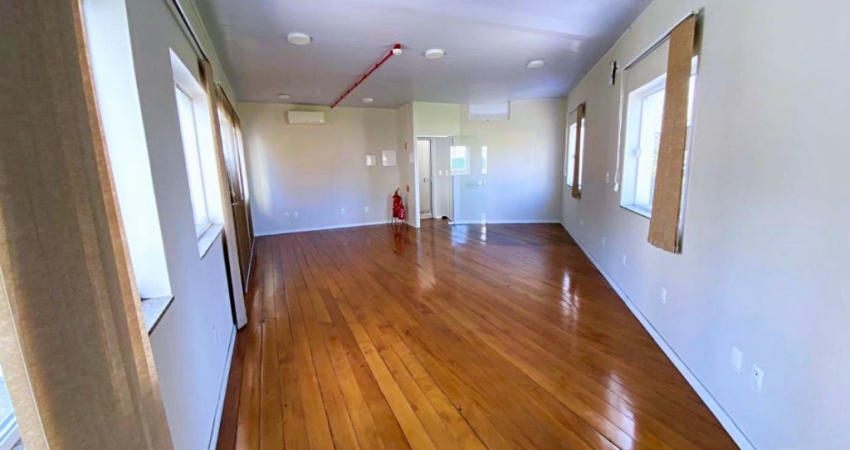 Alugo Sala Comercial Bem Localizada, Bairro Velha - Blumenau