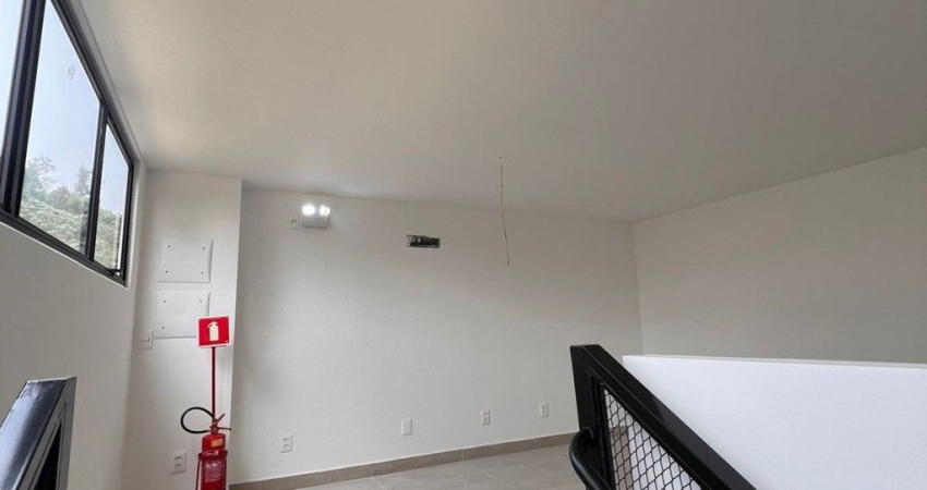 Alugo Sala Comercial com 65m², Bairro Velha - Blumenau