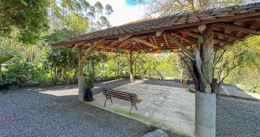 Vendo Belíssimo Sítio com 02 Lagoas, Cidade de Rio dos Cedros