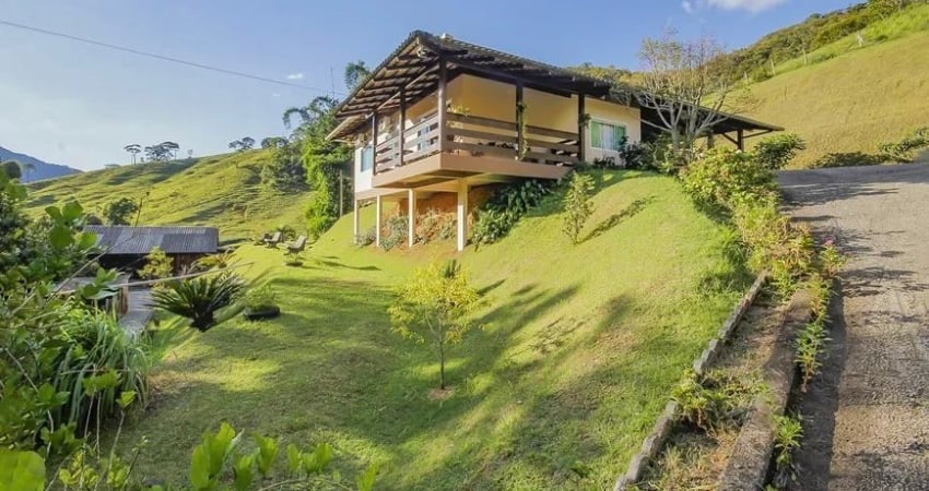 Vendo Lindo Sítio, 04 Quartos, Bairro Progresso, 41.000m² - Blumenau