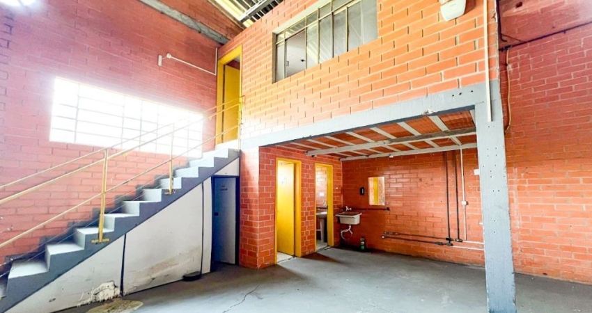 Alugo Galpão com 375m², Bairro Itoupavazinha - Blumenau