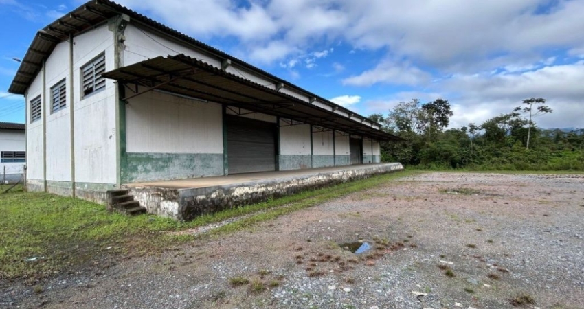 Vendo Ótimo Galpão com 3.061m², Bairro Benedito - Indaial
