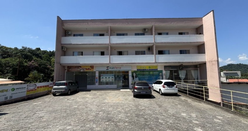 Alugo Sala Comercial com 80m², Bairro Salto do Norte