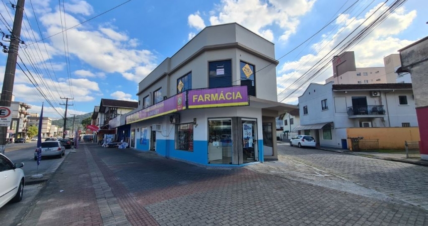 Sala comercial com 1 sala para alugar na Rua Amazonas, 1, Garcia, Blumenau