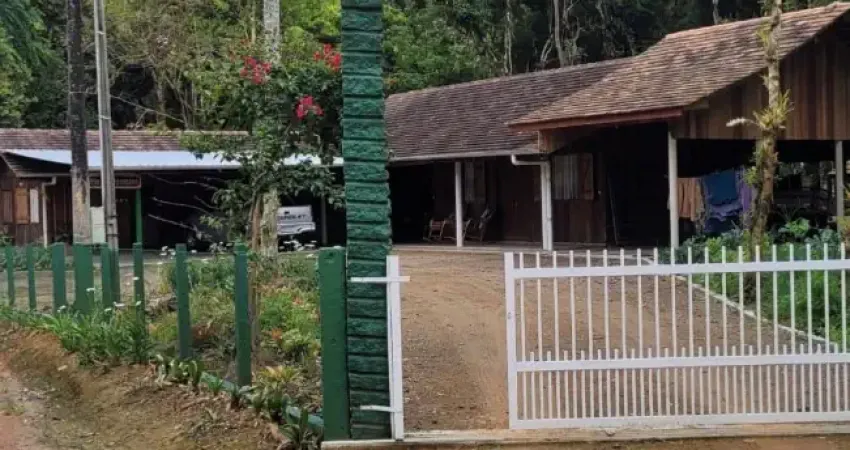 Lindo sítio com riacho a venda semi mobiliado em benedito novo - sc