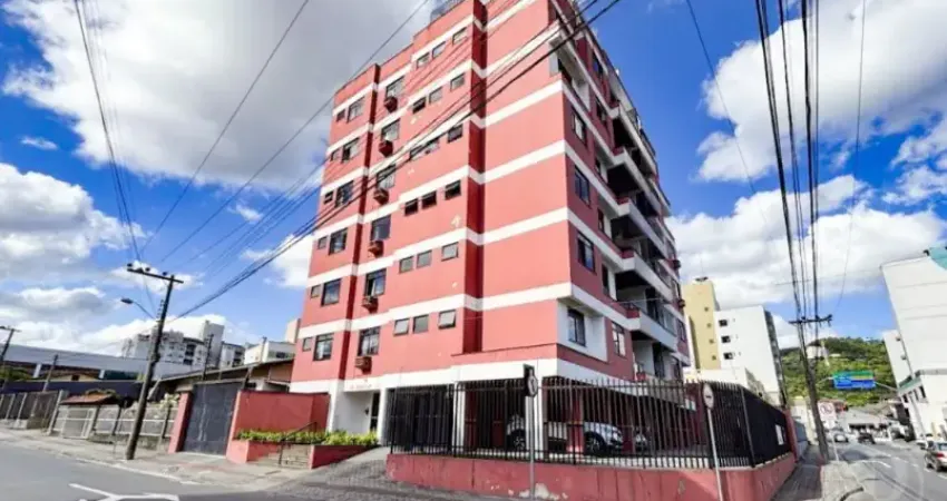 Alugo apartamento 03 quartos , no bairro garcia blumenau - sc
