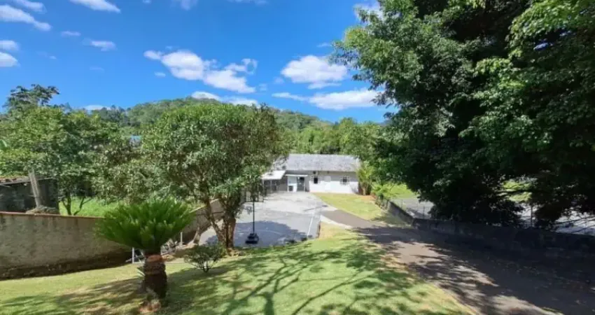 Alugo casa (3 quartos), bairro itoupava norte - blumenau - fins comercial