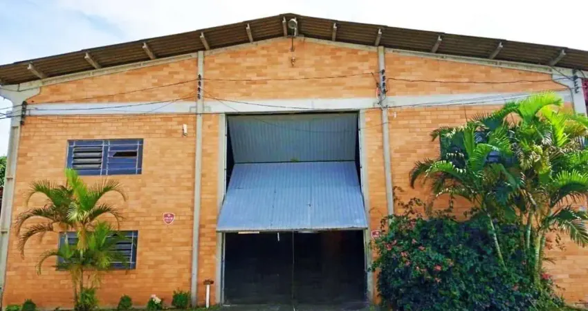 Barracão / Galpão / Depósito à venda na Rua Getúlio Vargas, 487, Carijós, Indaial