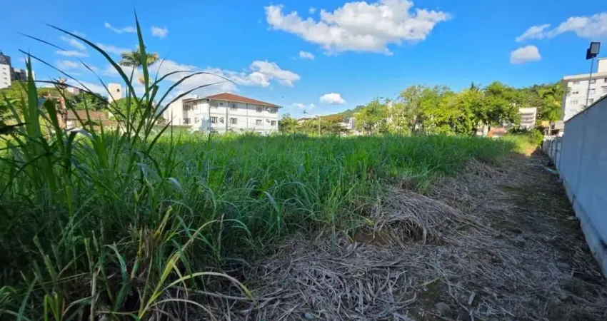 Terreno à venda na Rua Emílio Kock, 143, Centro, Blumenau