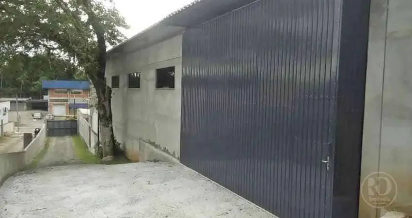 Barracão / Galpão / Depósito com 1 sala para alugar na Rua Primeiro de Janeiro, 761, Itoupava Norte, Blumenau