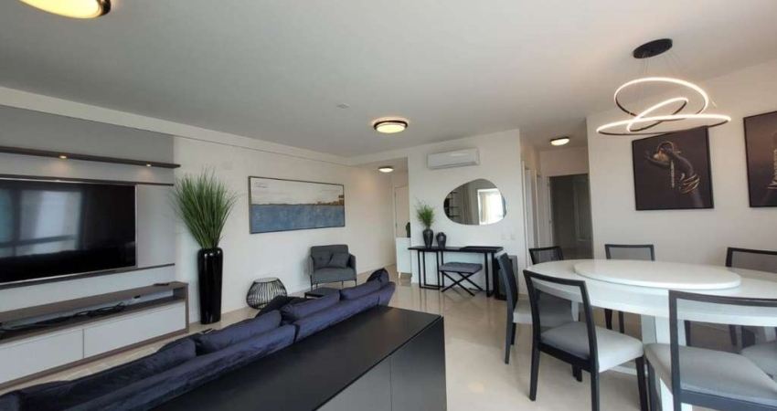 Apartamento com 4 quartos para alugar na Rua Lauro Muller, 478, Centro, Itajaí