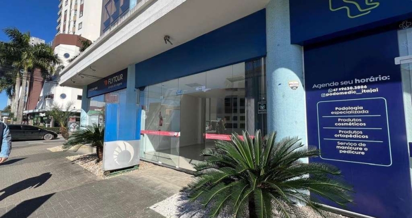 Sala comercial para alugar na Rua Lauro Muller, 256, Centro, Itajaí