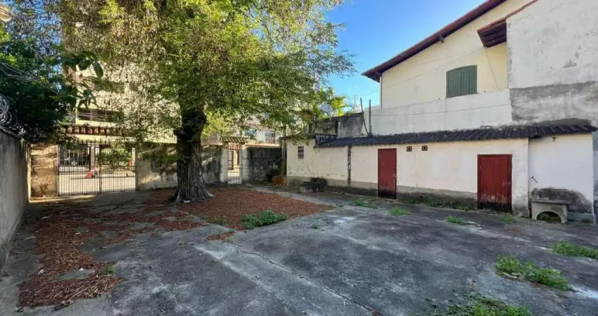 Terreno com 235m² à venda no Centro de Cabo Frio/RJ por R$1.400.000,00