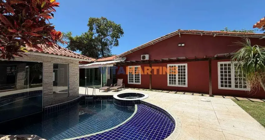 Casa linear em condomínio fechado para venda por r$2.350.000,00, em cabo frio/rj na praia do siqueira.