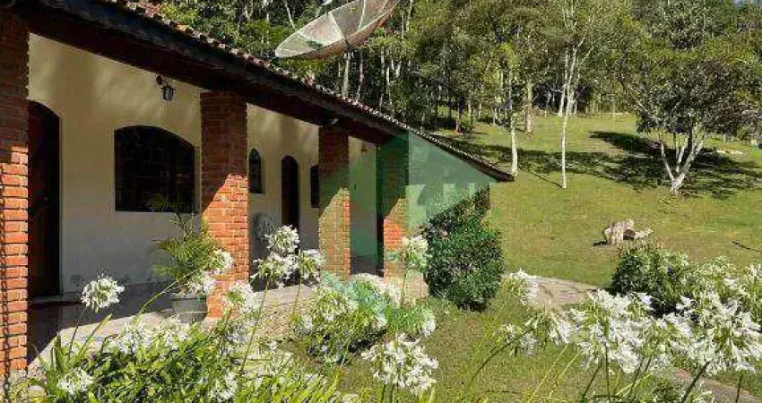 Chácara com 3 dormitórios à venda, 7137 m² por R$ 690.000 - Palmeirinha - Juquitiba/SP