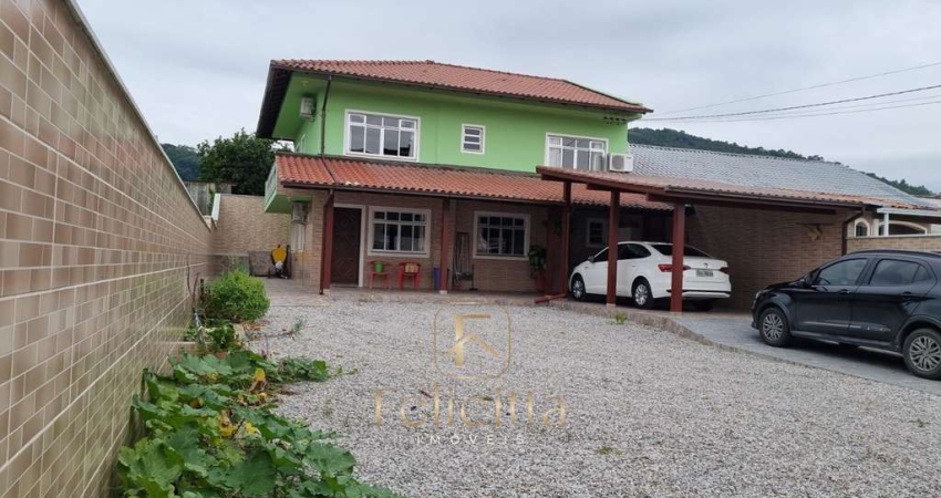 Casa com 3 quartos à venda em Rio Caveiras, Biguaçu 