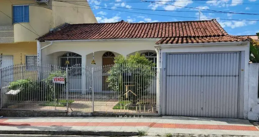 Casa com 3 quartos à venda no Barreiros, São José 