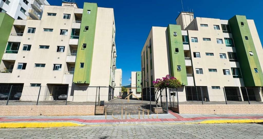 Apartamento com 02 dormitórios em Rio Caveiras, Biguaçu/SC